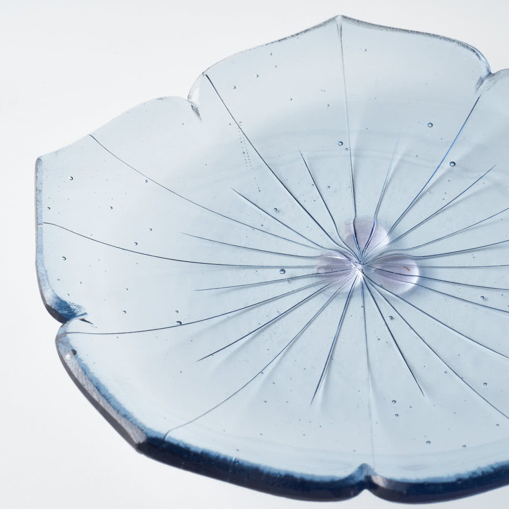 ガラス作家 佐々木翔子 花形小皿 ライトグレー ガラス作家 佐々木翔子 ガラスもの