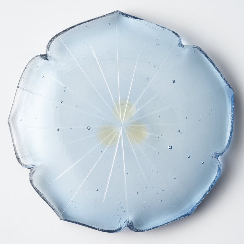ガラス作家 佐々木翔子 花形豆皿 ライトグレー ガラス作家 佐々木翔子 ガラスもの
