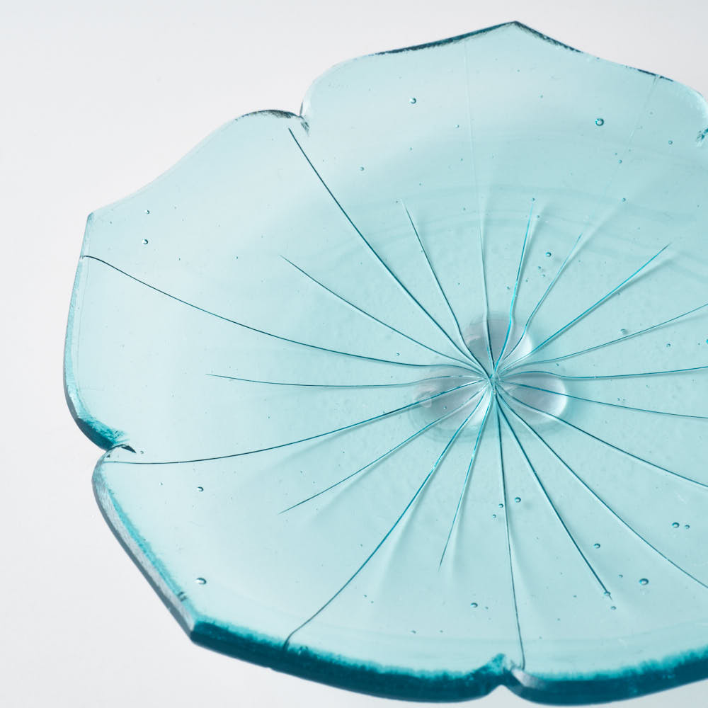 ガラス作家 佐々木翔子 花形小皿 ライトブルー ガラス作家 佐々木翔子 ガラスもの