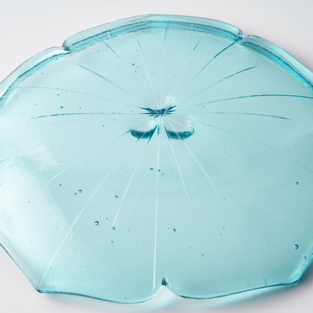 ガラス作家 佐々木翔子 花形小皿 ライトブルー ガラス作家 佐々木翔子 ガラスもの