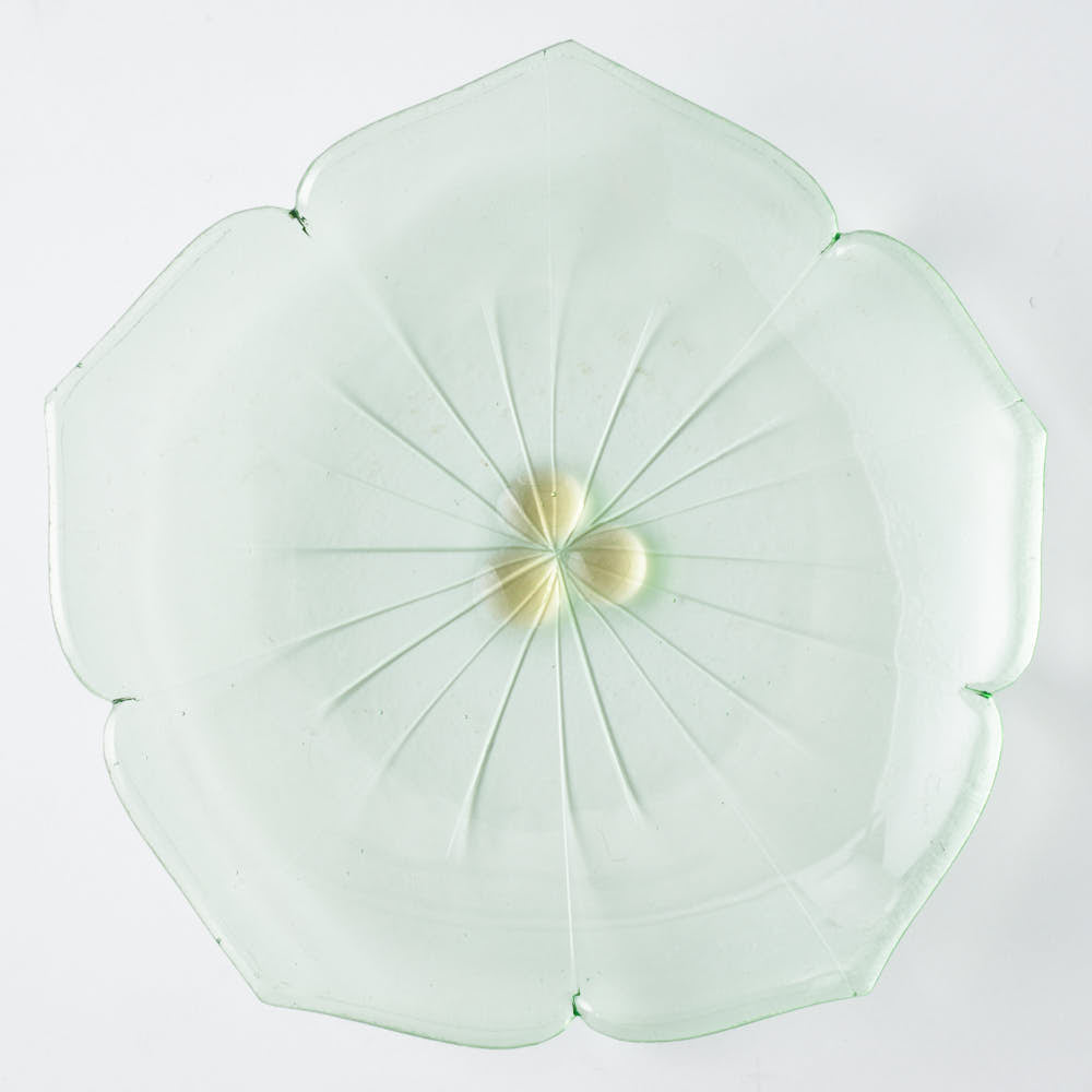 ガラス作家 佐々木翔子 花形小皿 ライトグリーン ガラス作家 佐々木翔子 ガラスもの