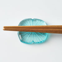 ガラス作家 佐々木翔子 花切子箸置き ライトブルー ガラス作家 佐々木翔子 ガラスもの