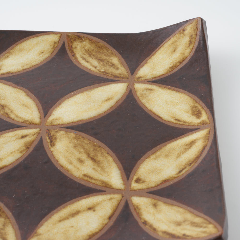 作家 エヴァンズ高田寛子 REC L-FLOWER acorn & tan(焦茶 x 黄) 作家 エヴァンズ高田寛子 陶磁器作家もの