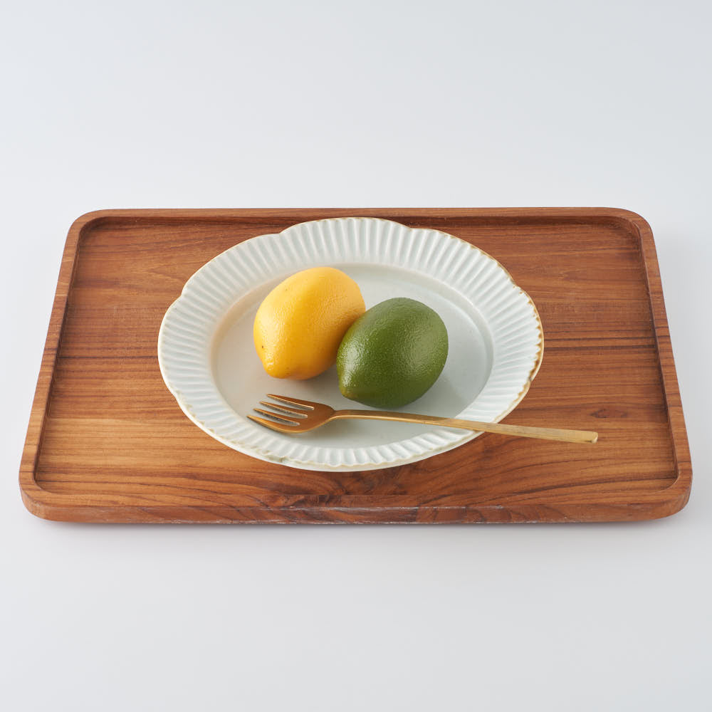 作家 水谷和音 しのぎ輪花 6.5寸リム皿(灰釉) 作家 水谷和音 陶磁器作家もの