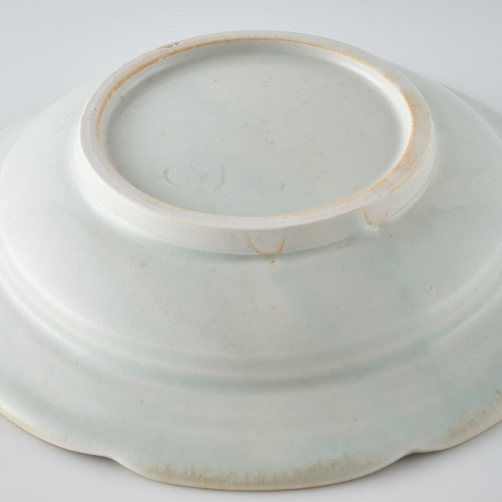 作家 水谷和音 しのぎ輪花 6.5寸リム皿(灰釉) 作家 水谷和音 陶磁器作家もの