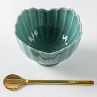 波佐見焼 永泉 ナチュラル四ツ菊 小鉢(ターコイズ) 波佐見焼 永泉 波佐見焼