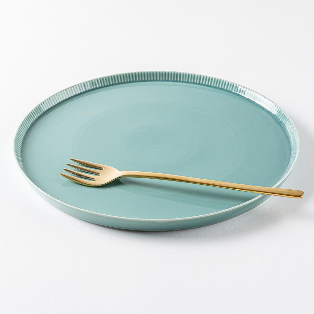 波佐見焼 永泉 十草 24cmプレート（ターコイズ） ¥3,872 大人の焼き物