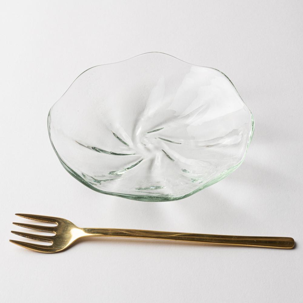 琉球ガラス工房 glass32 うず小皿(クリア) – 大人の焼き物