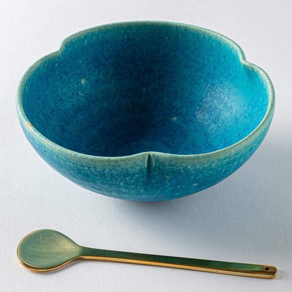 信楽焼 遊楽窯 トルコブルー 輪花小鉢 信楽焼 遊楽窯 信楽焼