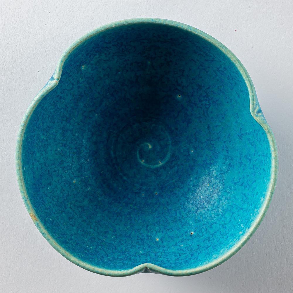 信楽焼 遊楽窯 トルコブルー 輪花小鉢 信楽焼 遊楽窯 信楽焼