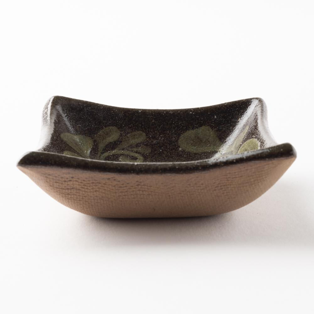 やちむん 陶眞窯 四角皿(8.5cm) ゴス白いっちん やちむん 陶眞窯 やちむん