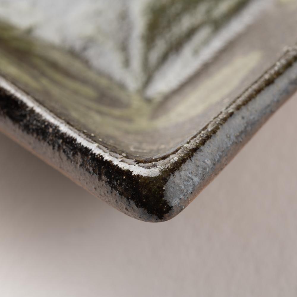 やちむん 陶眞窯 四角皿(8.5cm) ゴス白いっちん やちむん 陶眞窯 やちむん