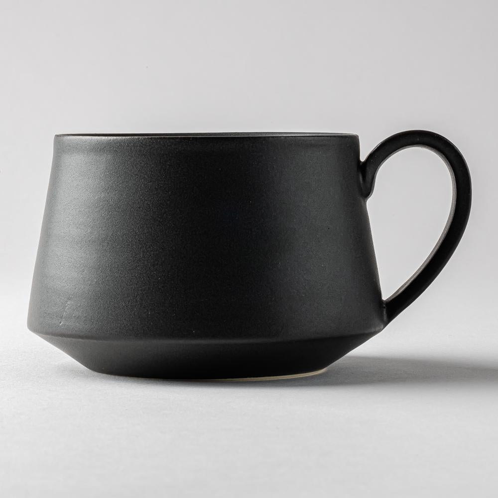yoshida pottery　コーヒーカップ　大人black