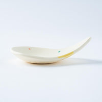 作家 柴田礼美 しずく皿20-ライオン/ホワイト 作家 柴田礼美 陶磁器作家もの