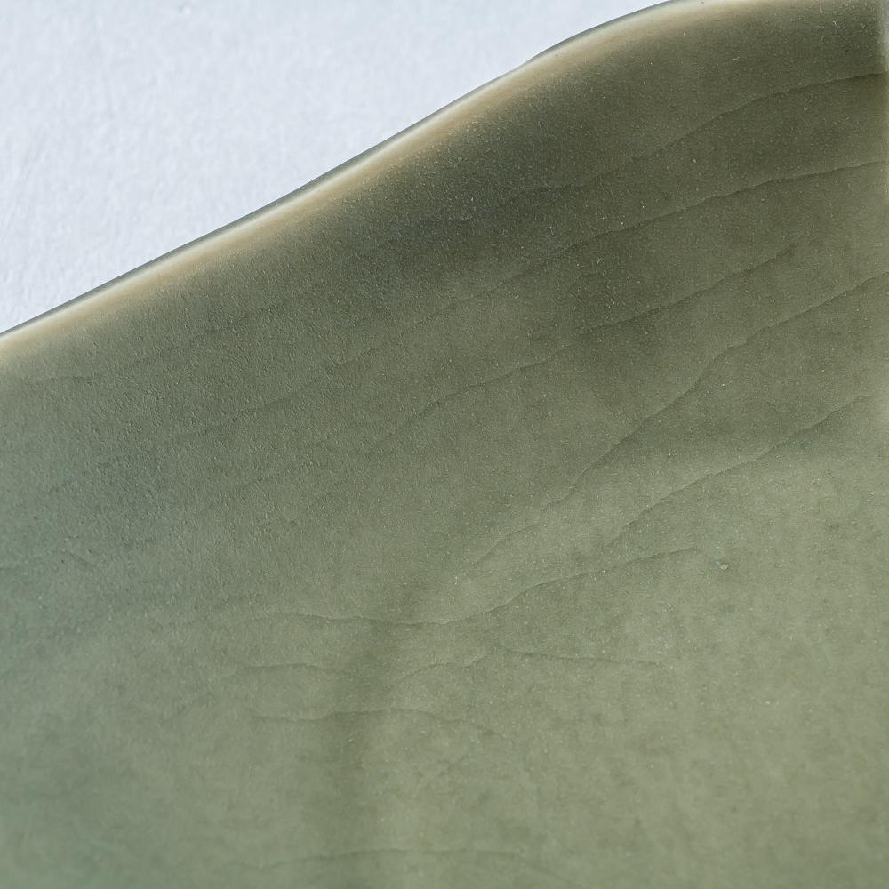 作家 柴田礼美 しずく皿-鳥/グレー 作家 柴田礼美 陶磁器作家もの