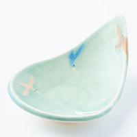 作家 柴田礼美 しずく皿-鳥/グリーン 作家 柴田礼美 陶磁器作家もの