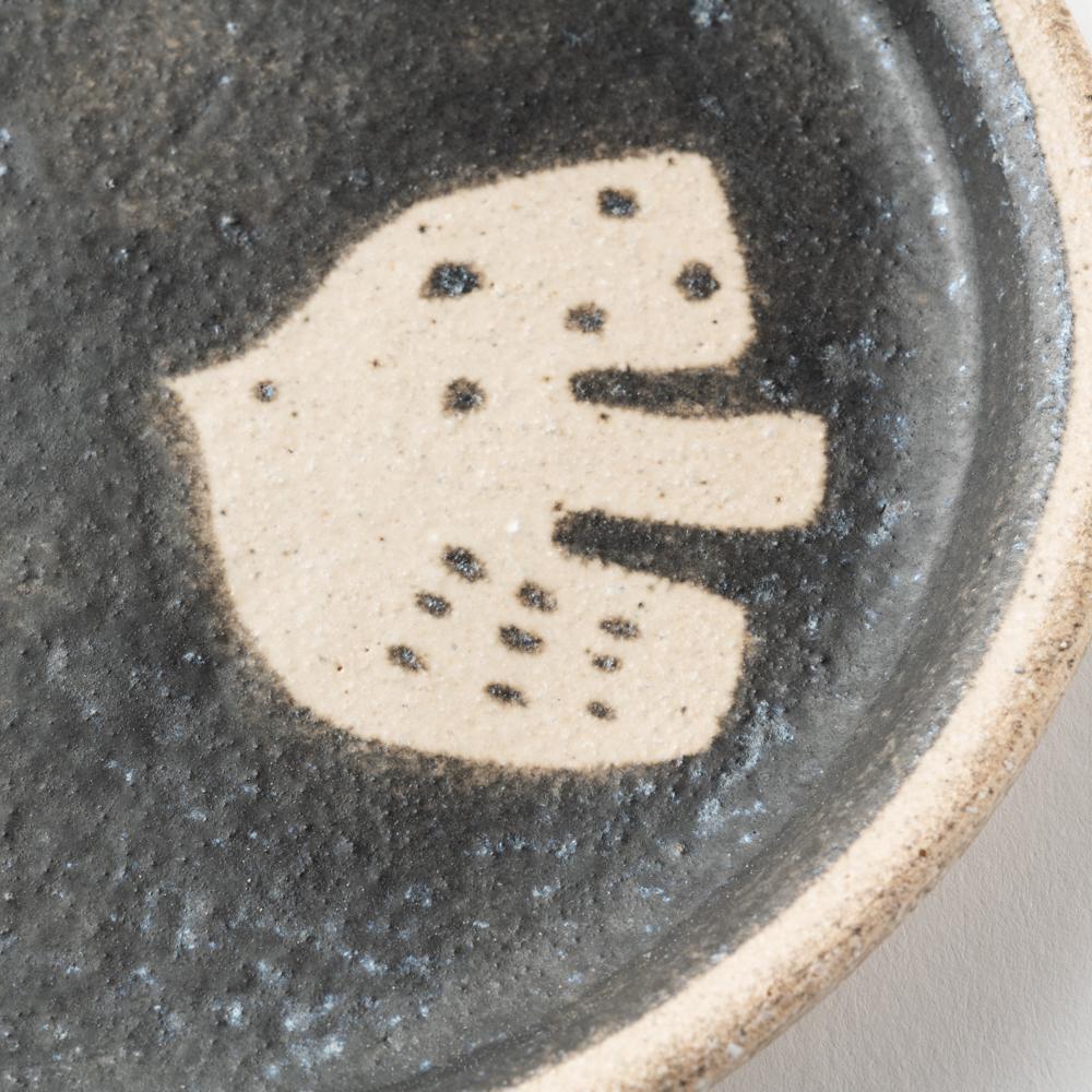 作家 岡村朝子 丸皿 小 bird A 作家 岡村朝子 陶磁器作家もの