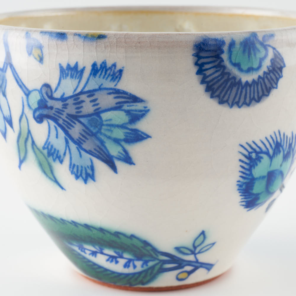 うつつ窯　作家　稲積佳谷　伝説の怪獣　カップ　花　青