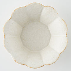 作家　青柳憲儀　白釉　輪花鉢（M） 作家　青柳憲儀 陶磁器作家もの