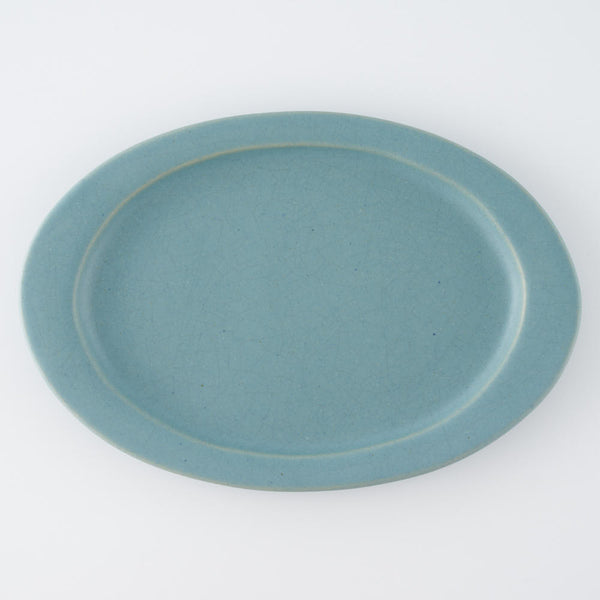 美しい古美術◼️蔵からクリーム色とコバルトブルーの可愛い深めのお皿が出て来ました、 シ7 プリーツ模様のオーバル皿 白鳥（王冠カトラリーレストの