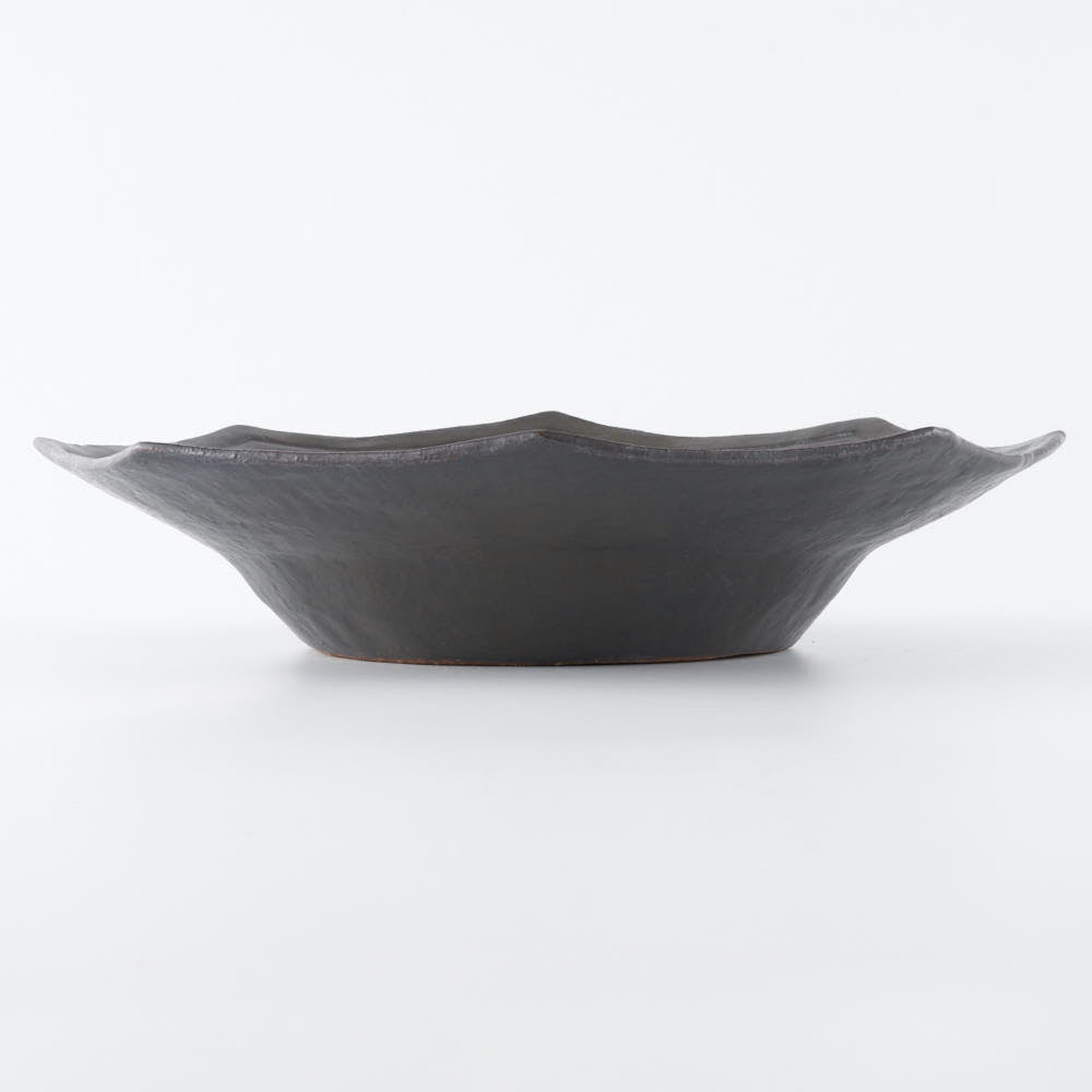 鉢 陶器 陶芸 ハンドメイド 手作り 削り文様 削ぎ 鎬 波文様 黒