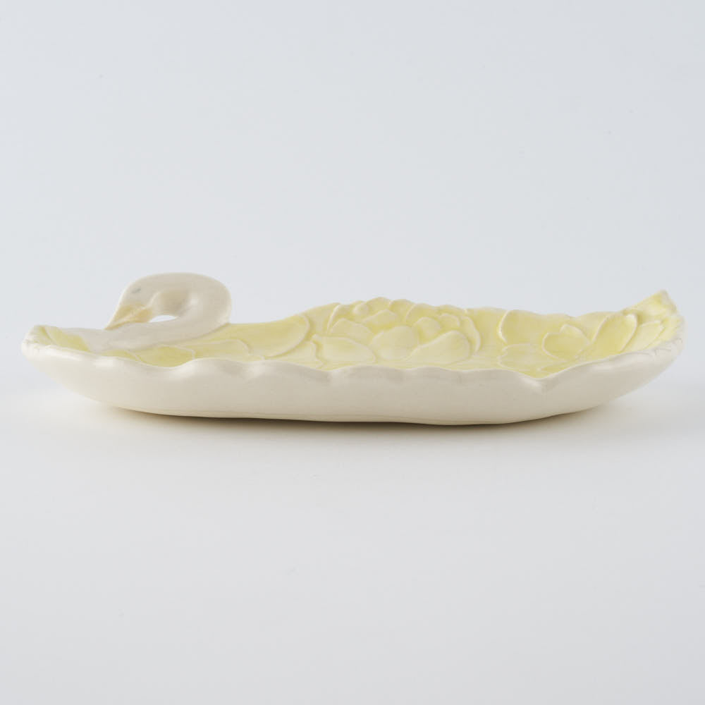 つちのわ　作家　石黒美佐緒　芍薬　白鳥　黄色 つちのわ　作家　石黒美佐緒 陶磁器作家もの