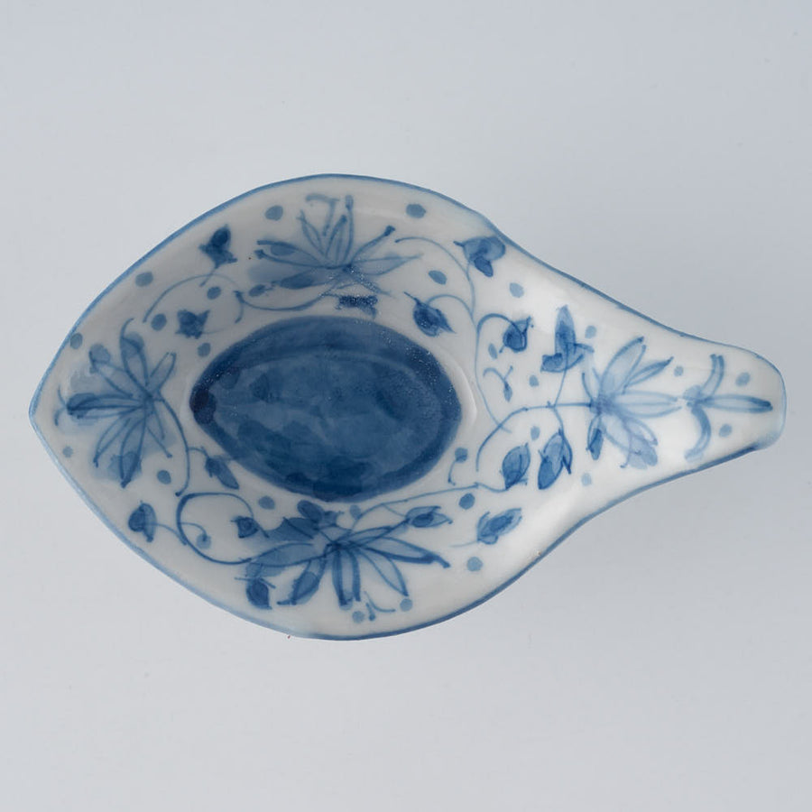 作家　前田麻美　染付 花唐草 れんげ 作家　前田麻美 陶磁器作家もの