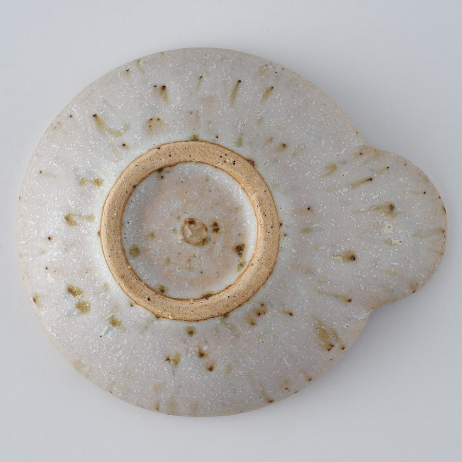 作家　住田文生　マット釉（胡麻）手付き小皿
