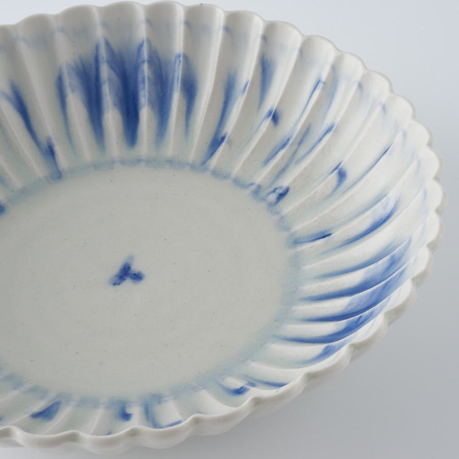 作家　鈴木まどか　安南菊割中鉢