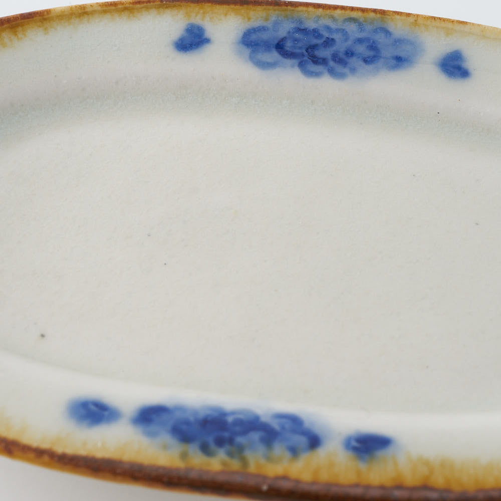 作家　鈴木まどか　安南彫花紋オーバル小皿