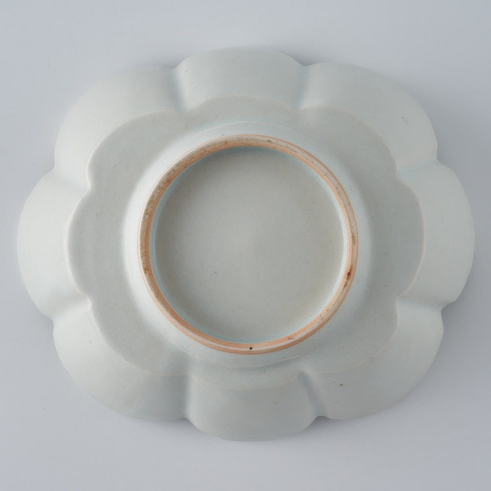 作家　鈴木まどか　白瓷菊割楕円中鉢