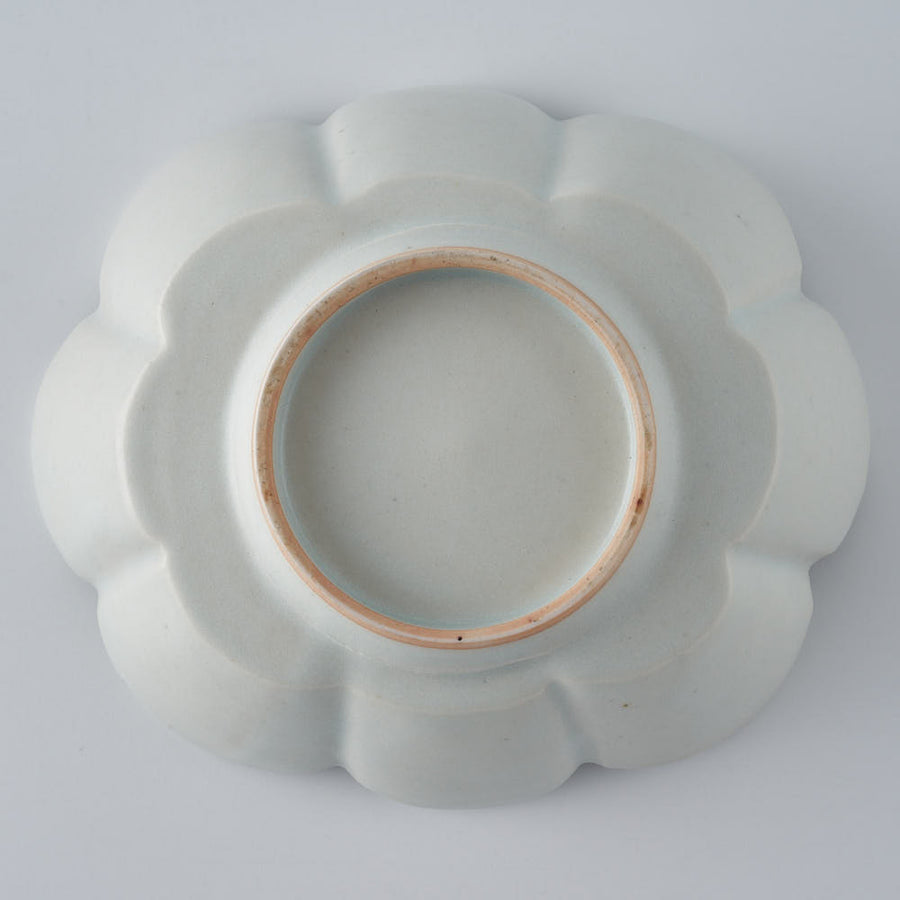 作家　鈴木まどか　白瓷菊割楕円中鉢