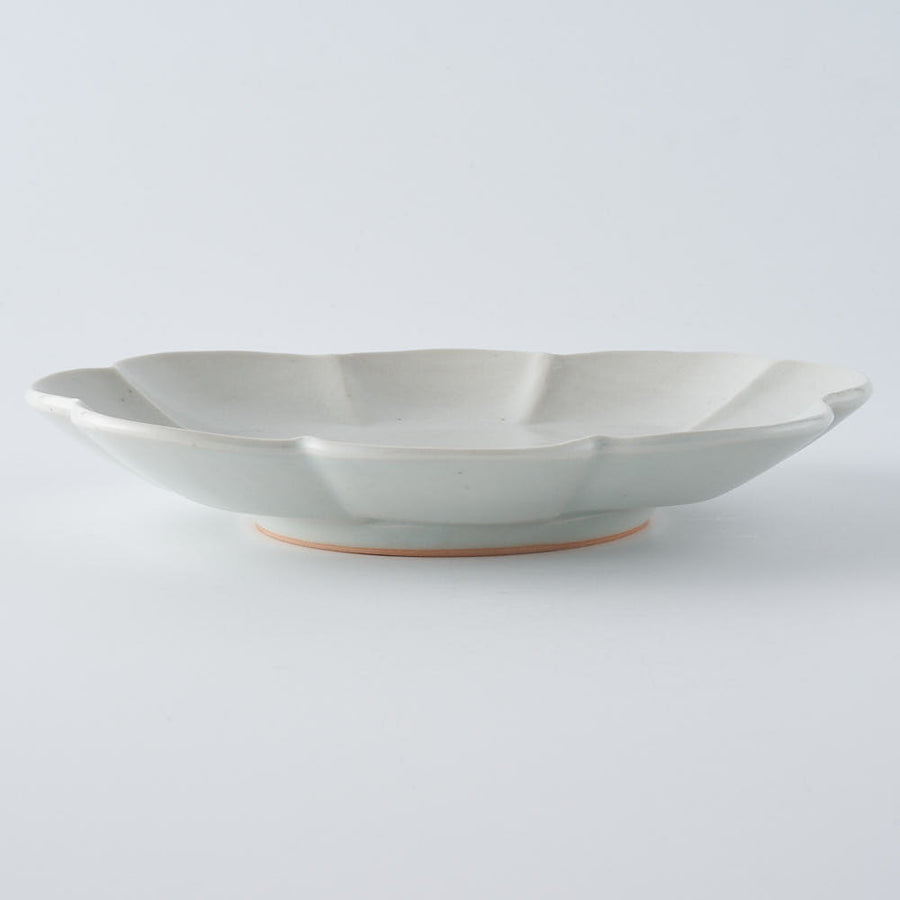 作家　鈴木まどか　白瓷菊割楕円皿