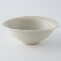 作家　鈴木まどか　灰釉沓鉢