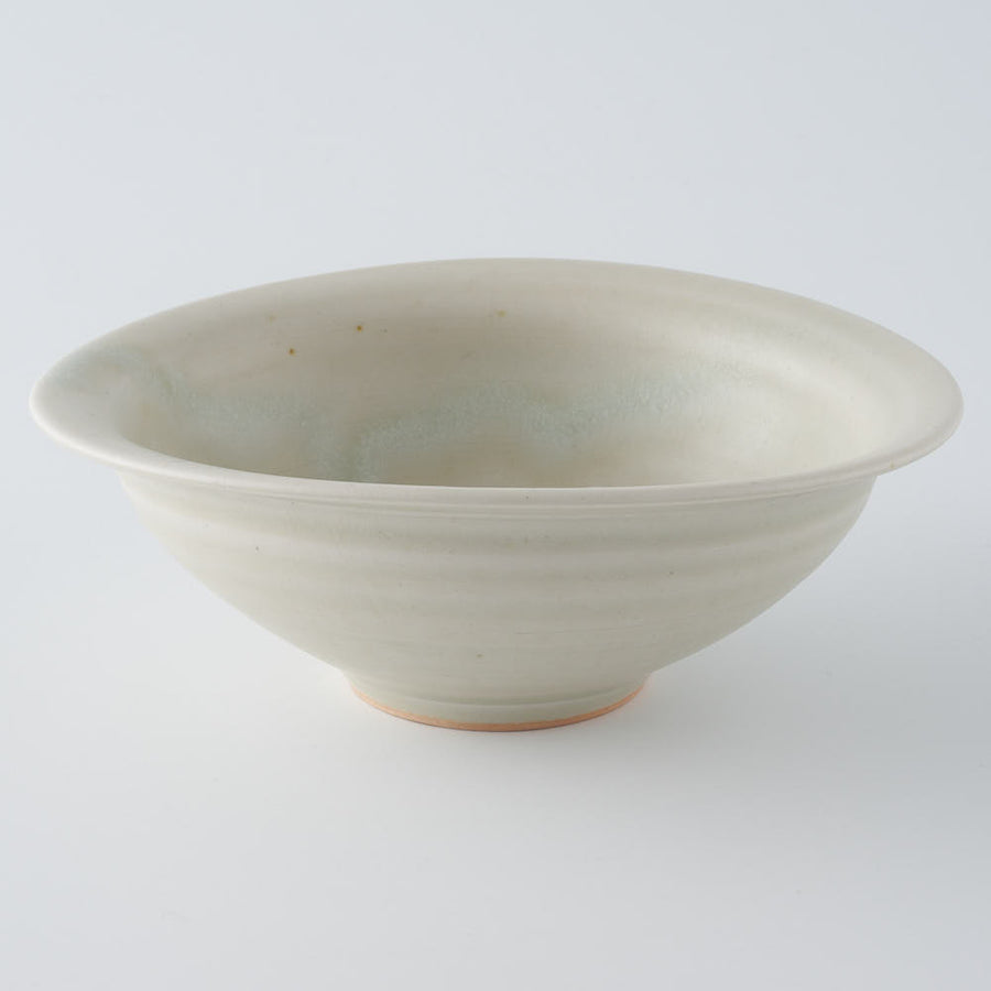 作家　鈴木まどか　灰釉沓鉢