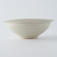 作家　鈴木まどか　灰釉沓鉢