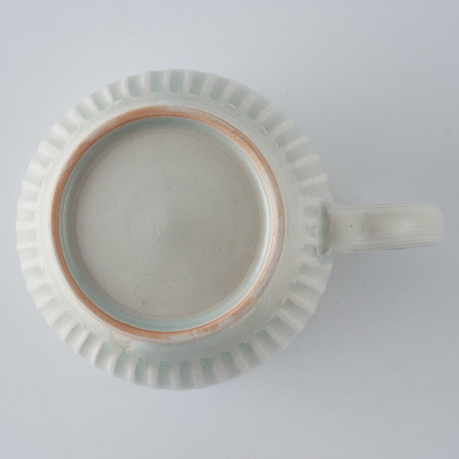 作家　鈴木まどか　彫花紋鎬丸マグ