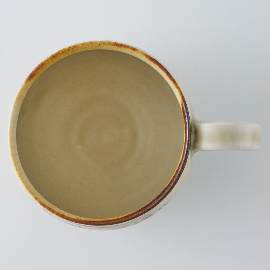 作家　鈴木まどか　彫花文マグ