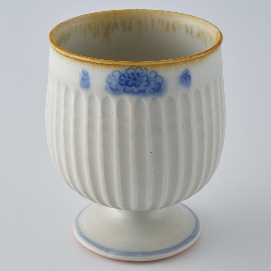 作家　鈴木まどか　彫花紋鎬足付杯