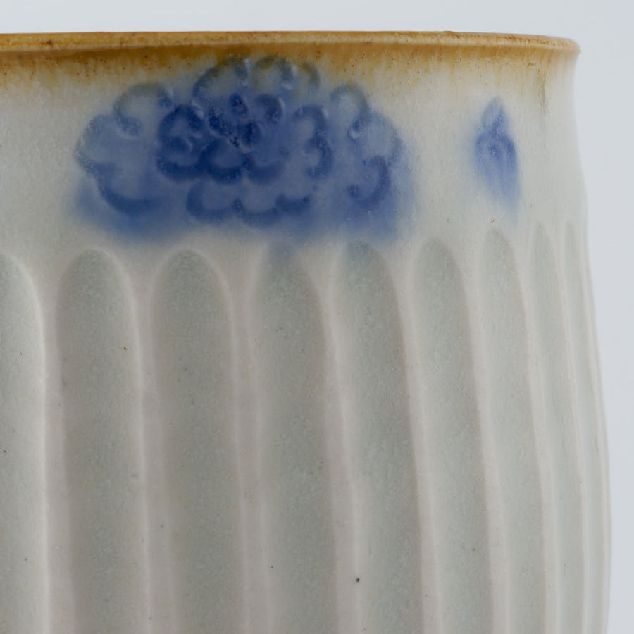 作家　鈴木まどか　彫花紋鎬足付杯