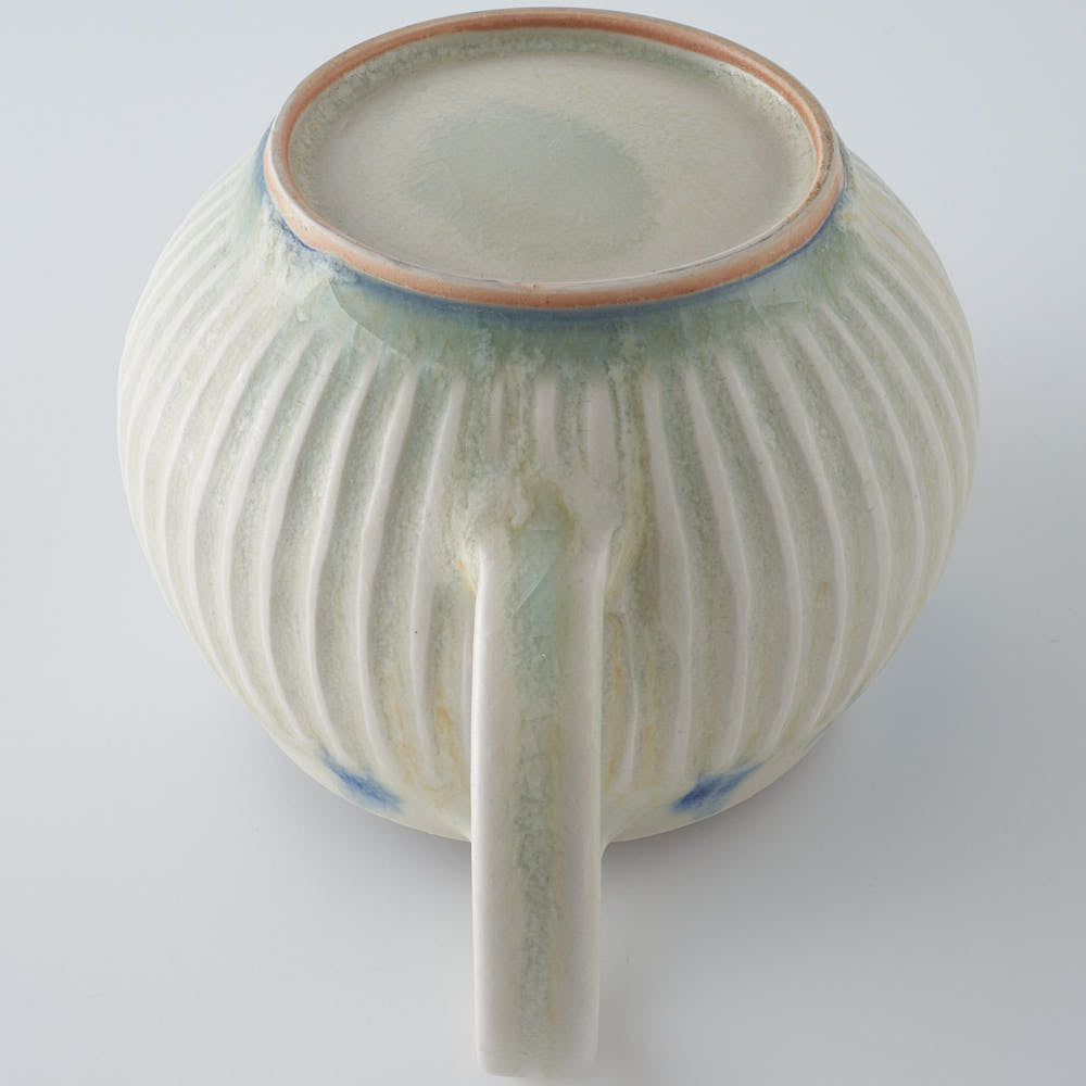 作家　鈴木まどか　ポット小　A