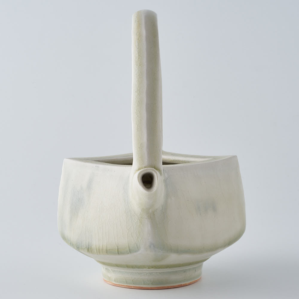 作家　鈴木まどか　安南四角注器