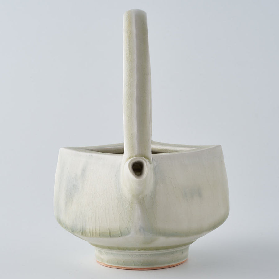 作家　鈴木まどか　安南四角注器