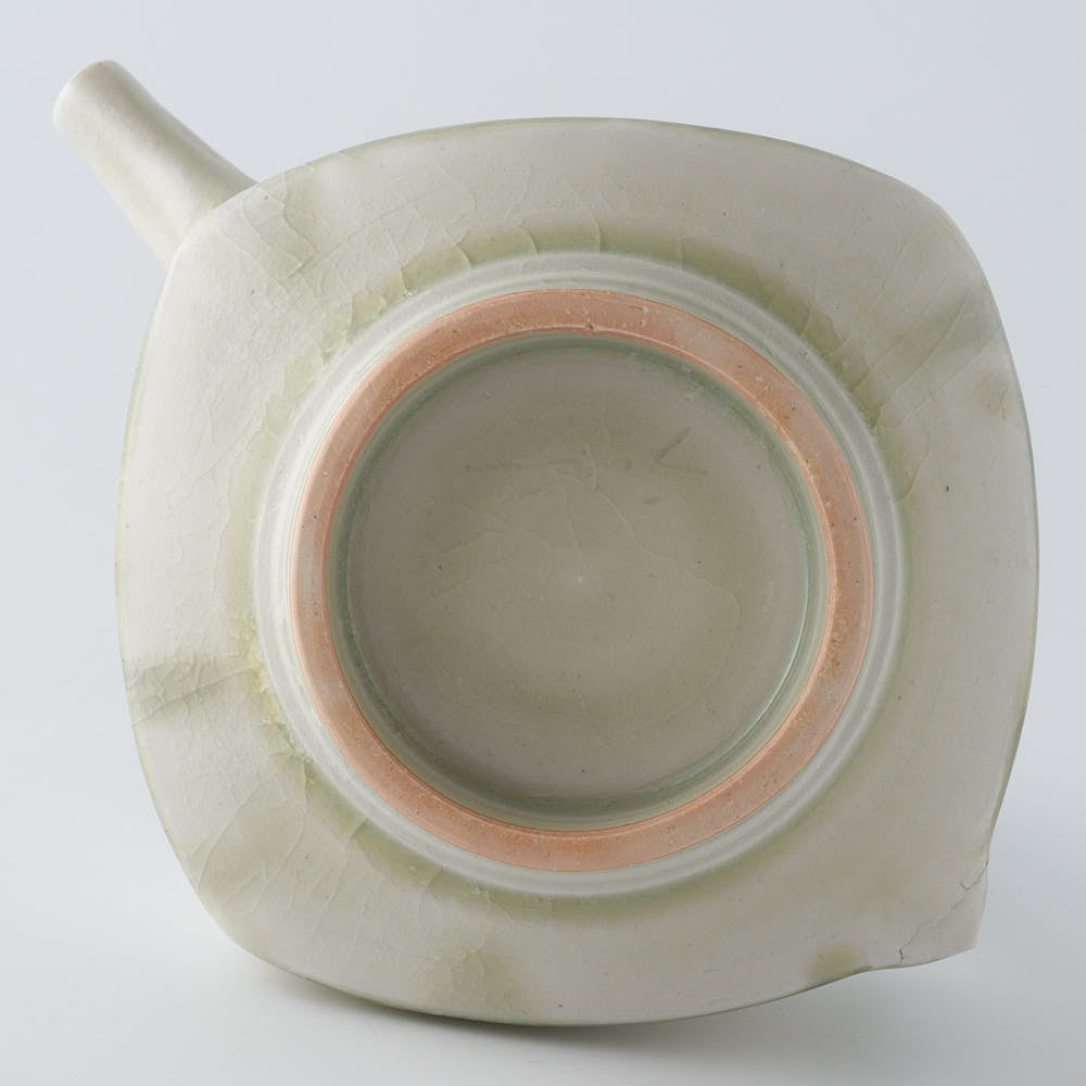 作家　鈴木まどか　安南四角注器