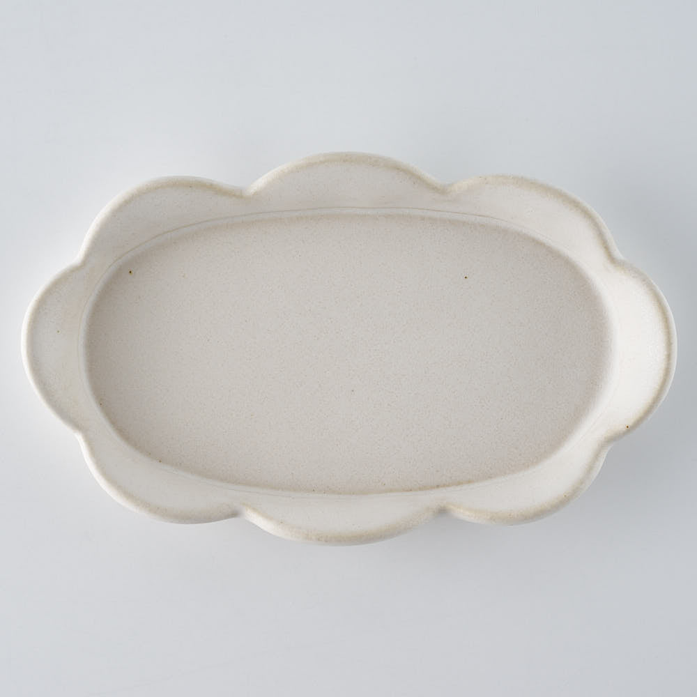 作家　水谷ちえみ　オーバル　花