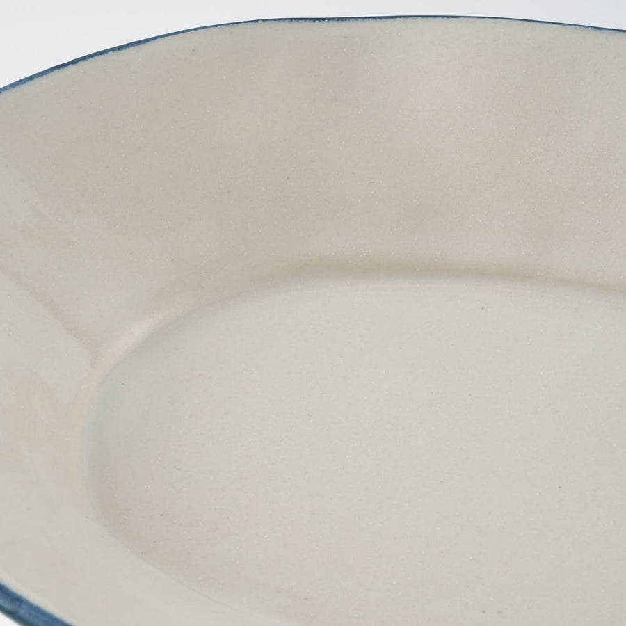 作家　水谷ちえみ　オーバル　Blue