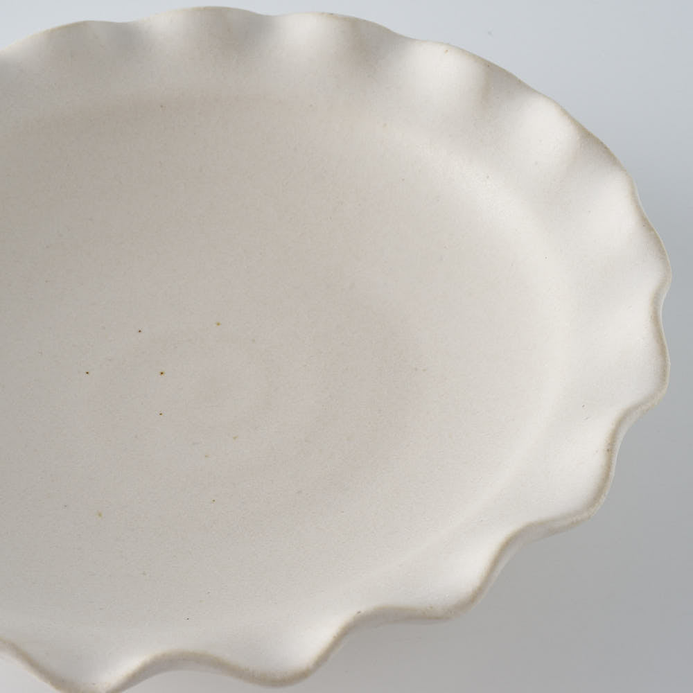 作家　水谷ちえみ　フリル皿