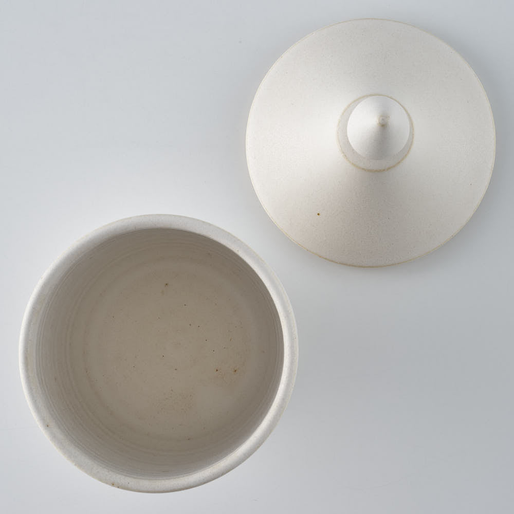 作家　水谷ちえみ　小物入れ①