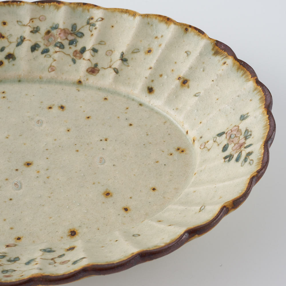 作家　市野吉記　シノワズリ　楕円菊花皿　33