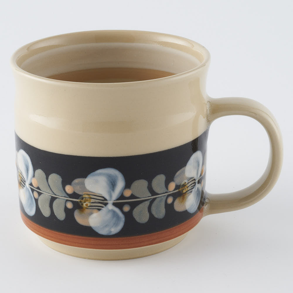 ふくべ窯　椿　マグ
